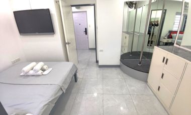 SSSU14 New High-Tech Condo Apartment Swimming Pool Prime Location SM Angeles City