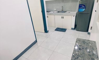 SSSU1 New High-Tech Condo Apartment Swimming Pool Prime Location SM Angeles City