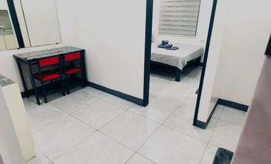 SSSU1 New High-Tech Condo Apartment Swimming Pool Prime Location SM Angeles City