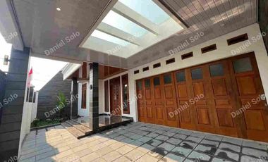 Dijual Rumah Sumber Solo Banjarsari Surakarta
