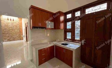 Dijual Rumah Sumber Solo Banjarsari Surakarta