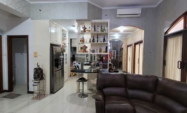 TOWN HOUSE GARDEN MANSION WATER PLACE PAKUWON INDAH, MEWAH