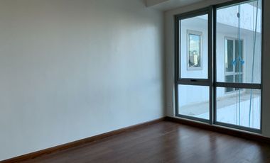 1 Bedroom Condo Unit with Balcony For Sale in Shaw Boulevard Mandaluyong City