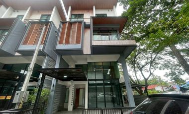 Rent/Sale Home Office 4 floors, Second Ring Road, near Chiang Mai City Hall Center with Suthep Mountain View, Chiang Mai