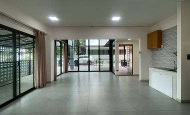 Rent/Sale Home Office 4 floors, Second Ring Road, near Chiang Mai City Hall Center with Suthep Mountain View, Chiang Mai