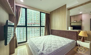 Dusit Grand Condo View For Sale