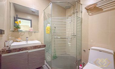Dusit Grand Condo View For Sale