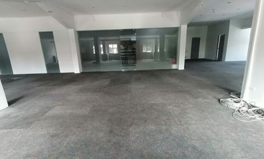For rent Office space along Mac Arthur Highway Mabalacat City Pampanga
