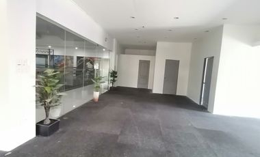 For rent Office space along Mac Arthur Highway Mabalacat City Pampanga