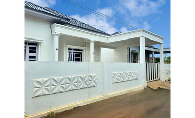 Dijual Rumah Classic di Batoh Belakang Bank Aceh - Hunian Super Luas dan Nyaman!