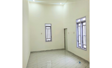 Dijual Rumah Classic di Batoh Belakang Bank Aceh - Hunian Super Luas dan Nyaman!