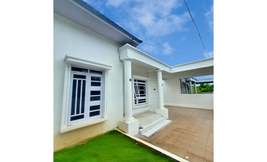 Dijual Rumah Classic di Batoh Belakang Bank Aceh - Hunian Super Luas dan Nyaman!