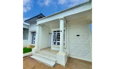 Dijual Rumah Classic di Batoh Belakang Bank Aceh - Hunian Super Luas dan Nyaman!