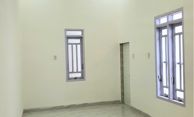 Dijual Rumah Classic di Mibo - Hanya 50 Meter ke Jalan Raya Jl. Soekarno Hatta!