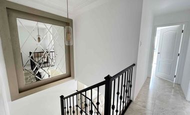 Venta de casa 4 dormitorios en etapa Floreana de Casalaguna