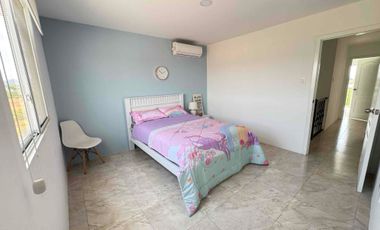 Venta de casa 4 dormitorios en etapa Floreana de Casalaguna