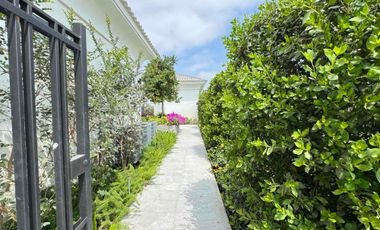 Venta de casa 4 dormitorios en etapa Floreana de Casalaguna