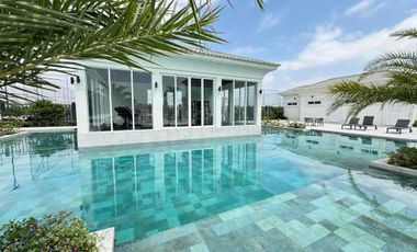 Venta de casa 4 dormitorios en etapa Floreana de Casalaguna