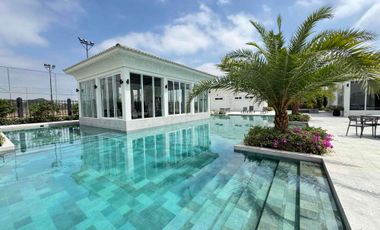 Venta de casa 4 dormitorios en etapa Floreana de Casalaguna