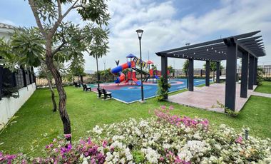 Venta de casa 4 dormitorios en etapa Floreana de Casalaguna