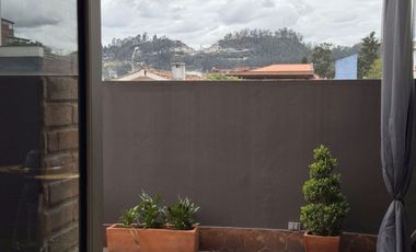 AMPLIO DEPARTAMENTO, GRAN TERRAZA PRIVADA, SECTOR AV. SOLANO - CUENCA