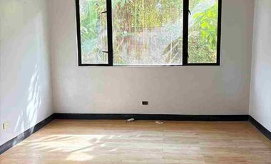 For Sale 1 Bedroom loft type Cambridge Village in pasig Cainta, Near sm megamall Podium Ortigas