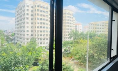 For Sale 1 Bedroom loft type Cambridge Village in pasig Cainta, Near sm megamall Podium Ortigas