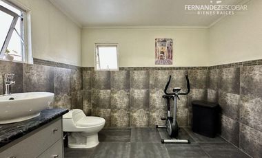 PUTAENDO - ARRIENDO CASA 4D 3B PISCINA - COND. ACAPULCO DE PUTAENDO