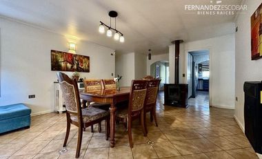 PUTAENDO - ARRIENDO CASA 4D 3B PISCINA - COND. ACAPULCO DE PUTAENDO