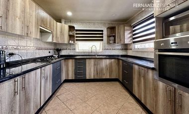 PUTAENDO - ARRIENDO CASA 4D 3B PISCINA - COND. ACAPULCO DE PUTAENDO