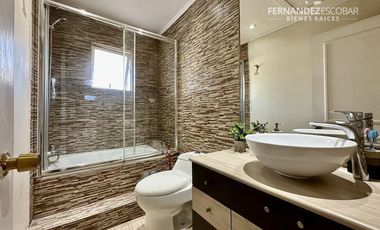 PUTAENDO - ARRIENDO CASA 4D 3B PISCINA - COND. ACAPULCO DE PUTAENDO