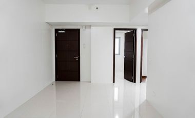 2 Bedrooms  Condo Unit with Balcony for Sale in Shaw Boulevard, Mandaluyong City