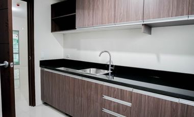 2 Bedrooms  Condo Unit with Balcony for Sale in Shaw Boulevard, Mandaluyong City