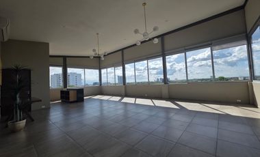 RENTO PENTHOUSE AREA TABASCO 2000