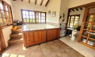 SE VENDE FINCA VIA SAN VICENTE