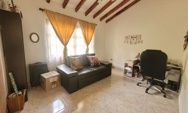 SE VENDE FINCA VIA SAN VICENTE