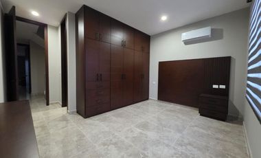 CASA EN RENTA EN RESIDENCIAL HACIENDAS