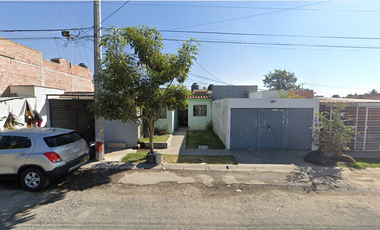 CASA EN AVENIDA PALERMO, HACIENDA SANTA FE, JALISCO, MÉXICO ¡NO CRÉDITOS!