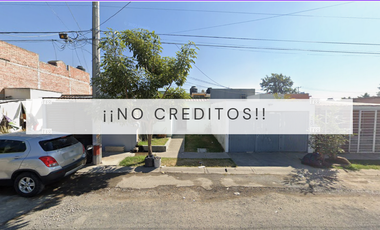 CASA EN AVENIDA PALERMO, HACIENDA SANTA FE, JALISCO, MÉXICO ¡NO CRÉDITOS!