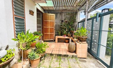 House for Sale – Eua Arthorn San Kamphaeng, Chiang Mai Behind the Market in the Village