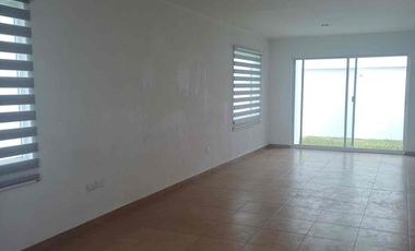 renta CASA LOMAS DE ANGELÓPOLIS (frente a sonata) SÚPER PRECIO/ rec en planta baja