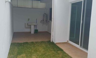 renta CASA LOMAS DE ANGELÓPOLIS (frente a sonata) SÚPER PRECIO/ rec en planta baja