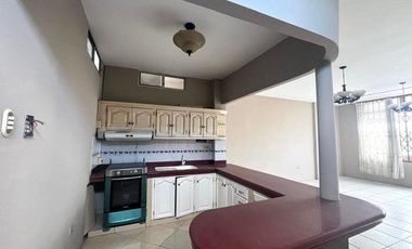 DEPARTAMENTO EN RENTA 3 HABITACIONES CON A/C