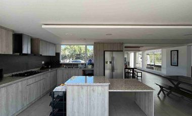 QUINTA DE LUJO EN VENTA EN MALCHINGUI A 40 MINUTOS DE QUITO