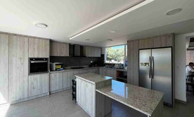 QUINTA DE LUJO EN VENTA EN MALCHINGUI A 40 MINUTOS DE QUITO
