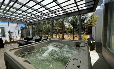 QUINTA DE LUJO EN VENTA EN MALCHINGUI A 40 MINUTOS DE QUITO