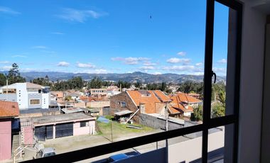 🏢En Venta Último Departamento Moderno a Crédito VIP de 2 dormitorios con terraza y vista a la ciudad – Río Amarillo