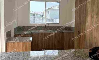 Alquiler en Vistana 2000, cerca a Villa club,  la joya ,sector Daule