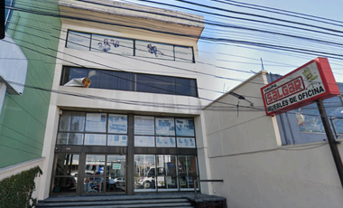 Edificio en Renta y Venta en Valle Don Camilo sobre 5 de Mayo