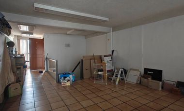 Edificio en Renta y Venta en Valle Don Camilo sobre 5 de Mayo